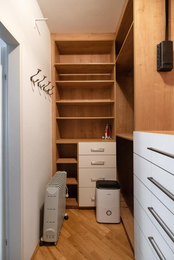 Absolute Ruhelage Im Zentrum Mit Parkplatz Apartment Vienna Exterior photo