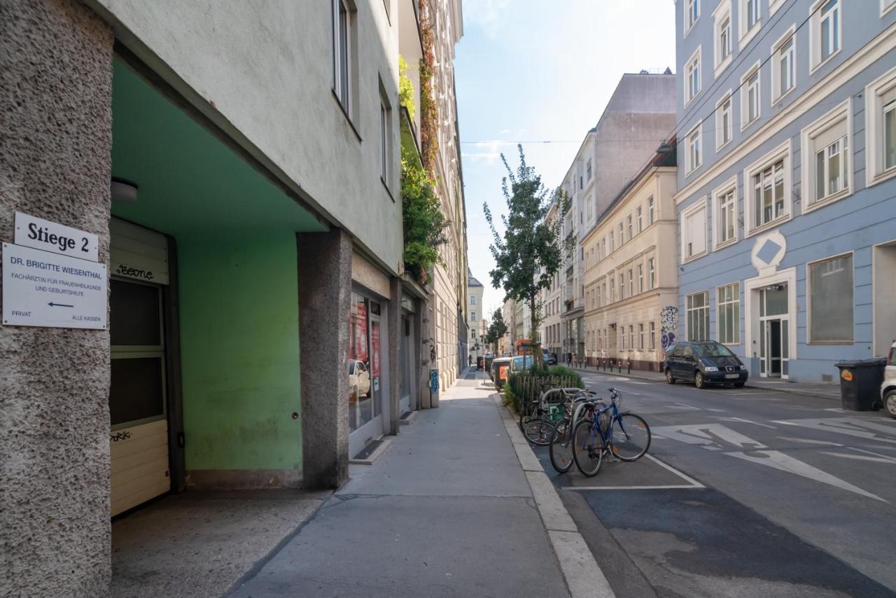 Absolute Ruhelage Im Zentrum Mit Parkplatz Apartment Vienna Exterior photo
