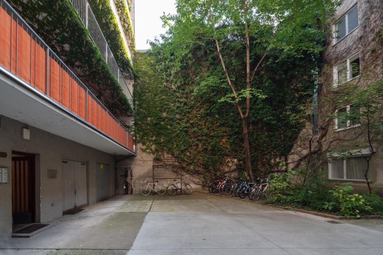Absolute Ruhelage Im Zentrum Mit Parkplatz Apartment Vienna Exterior photo