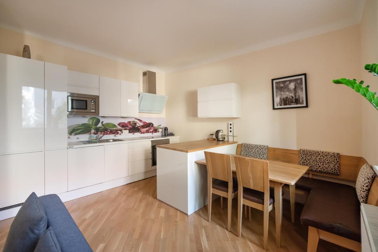 Absolute Ruhelage Im Zentrum Mit Parkplatz Apartment Vienna Exterior photo